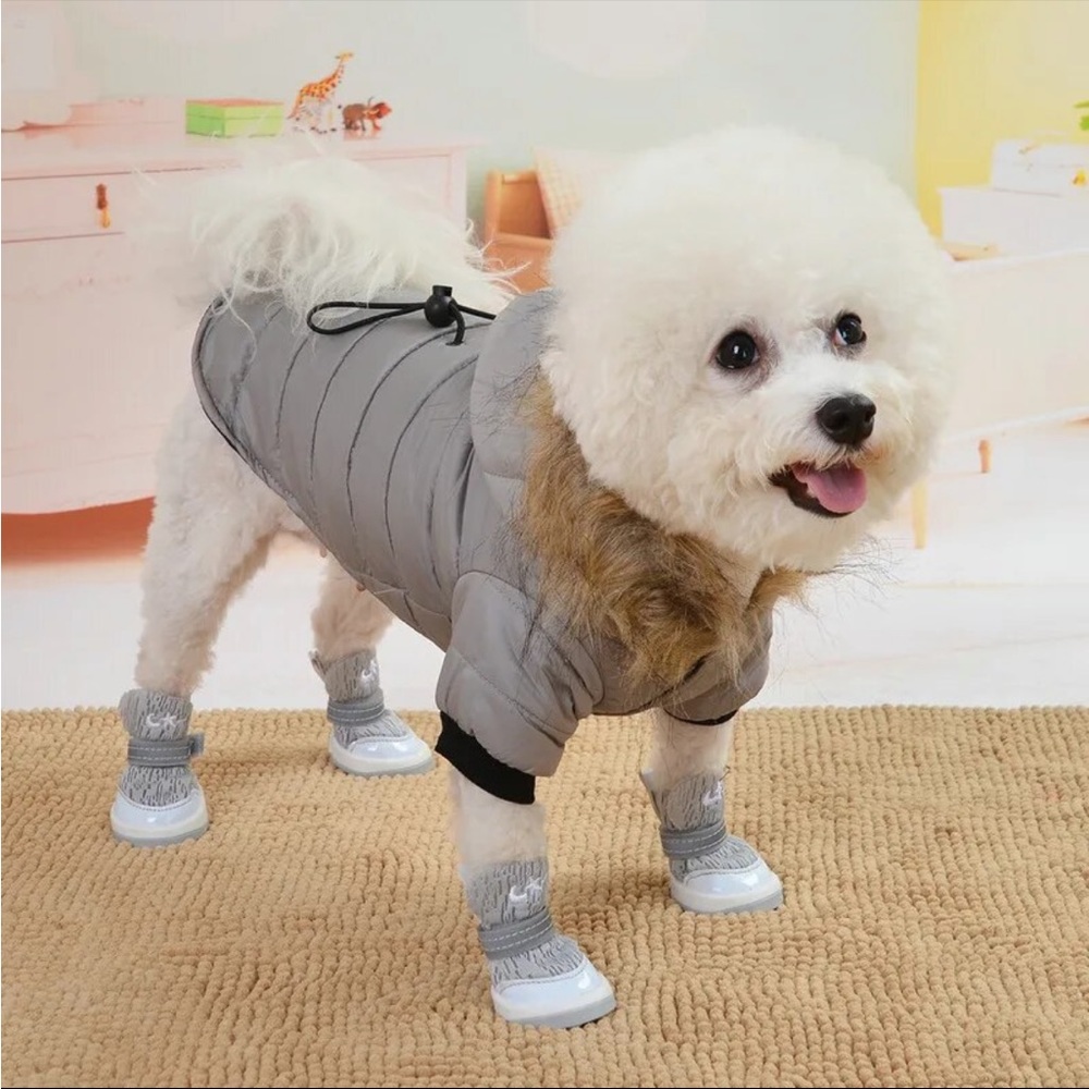 Puffy pet jacket with faux fur trim!
